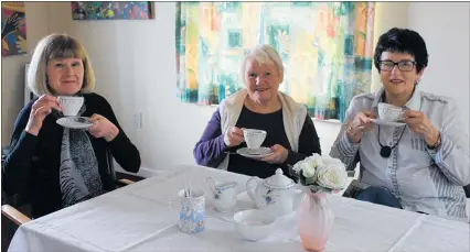  ??  ?? Marian Dean, Fern Brooking and Robyn Baker of Age Concern Manawatu¯ Outreach.