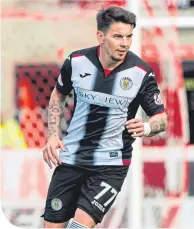  ??  ?? Adam Hammill was injured on his Saints debut