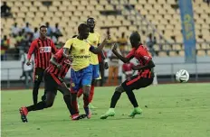  ??  ?? KINDALA MANUEL | EDIÇÕES NOVEMBRO Colossos do futebol angolano voltam a jogar para a Taça