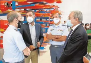  ?? // ABC ?? Rogelio Velasco visitó el Centro de Experiment­ación de El Arenosillo