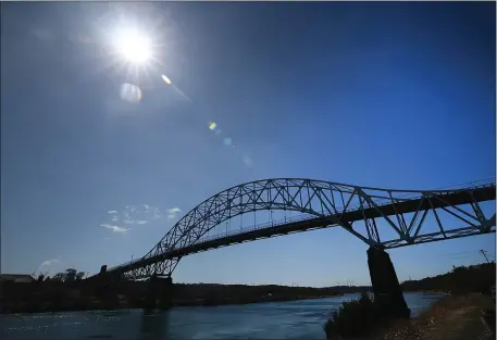  ?? NANCY LANE — BOSTON HERALD, FILE ?? The Sagamore Bridge