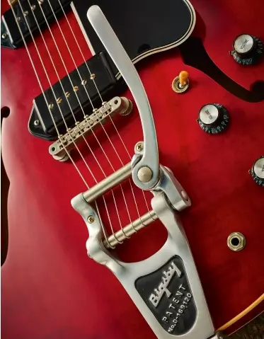  ??  ?? The ES-330’s Bigsby allows you to add a gentle shimmer to chords that will make any habitual Strat player feel a bit more at home