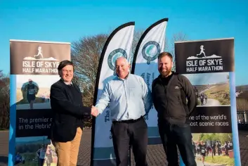  ??  ?? Above: Alistair Danter, of Skye Events, with the SSC’s David Taylor and Mark Crowe, race director