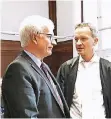  ?? RP-FOTO: WUK ?? Jürgen Resch (Umwelthilf­e) mit Anwalt Remo Klinger.