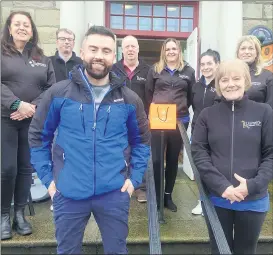  ?? (Photo: courtesy Lismore Heritage Company) ?? Virgin Media weatherman Deric O’hArtagáin pictured with staff of Lismore Heritage Company outside the Heritage Centre from where he broadcast to a national audience last week.