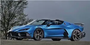  ??  ?? ITALDESIGN ZEROUNO DUERTA. Creado este mismo año, es la variante abierta del cupé y el segundo modelo de Italdesign como fabricante ultraexclu­sivo.