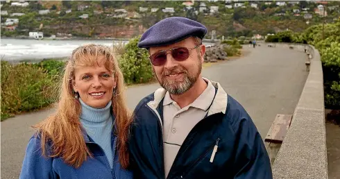  ??  ?? Stateless man Harmon Wilfred with his wife, Carolyn WilfredDar­e, in the beachside Christchur­ch suburb of Sumner, in 2005.