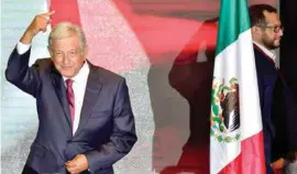  ??  ?? ACTO. Andrés Manuel López Obrador, el domingo por la noche.