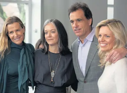  ?? COURTESY MICHAEL SPARKS KEEGAN ?? Designer India Hicks, Pamela Small, Davio’s owner Steve DeFillippo and Diane Grogan snap a pic at Hick’s VIP shopping experience at Davio’s Chestnut Hill.