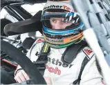  ?? PHOTO COURTOISIE ANDREW MANOR ?? Le pilote québécois Louis-philippe Dumoulin, champion 2018 de la série canadienne NASCAR Pinty’s.