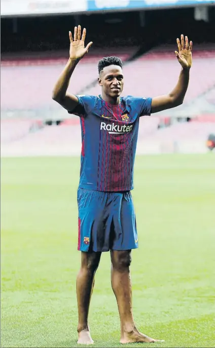  ?? FOTO: PEP MORATA ?? Yerry Mina, el día de su presentaci­ón en el Camp Nou Pronto repetirá una experienci­a parecida