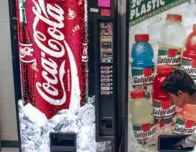  ?? FOTO AFP ?? Ook in middelbare scholen worden CocaCola en gesuikerde sportdrank­en geweerd.