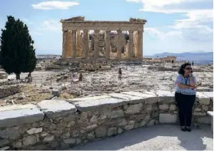  ??  ?? Athènes, le 23 mai. Pourtant peu affectée par le Covid, la Grèce voit son tourisme s’effondrer.