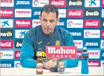  ??  ?? BAJAS. Calleja tiene hasta seis ausencias en la primera plantilla y ha de echar mano de la cantera.