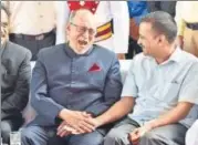  ?? SONU MEHTA/HT FILE ?? Lieutenant Governor Anil Baijal shares a light moment with Chief Minister Arvind Kejriwal in this file photo. The AAP govt and the LG have been at loggerhead­s over powershari­ng.