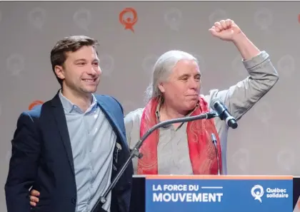  ?? DAVE SIDAWAY/FILES ?? “Liberty is the opposite of fear,” said Gabriel Nadeau-Dubois, pictured with Québec solidaire co-spokespers­on Manon Massé in December. “And people who are free and strong do not need to exclude (others) to feel proud.” The QS has vowed to fight restrictio­ns proposed in Bill 21.