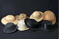  ?? ?? Alcuni dei cappelli di Rino Gaetano nella mostra promossa da Roma Capitale, Assessorat­o alla Cultura, Sovrintend­enza Capitolina ai Beni
Culturali