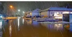  ?? FOTO: PASCAL ALTMAYER /FEUERWEHR ?? Hochwasser­einsatz in Riegelsber­g-Hilschbach