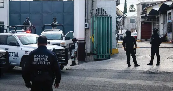  ?? AGENCIA ES IMAGEN ?? Elementos de seguridad realizan operativos dos veces al mes en el sitio.