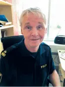  ?? BILD: POLISEN ?? Anders Blomgren är länsansvar­ig polis för Nationella Viltolycks­rådet och uppmanar nu till extra vaksamhet på vägarna.