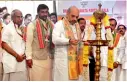  ??  ?? THE STICKUP
An RSS ‘route march’ in Thiruvanan­thapuram; Shah inaugurate­s a party convention in the capital