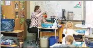  ?? PHOTO COURTESY OF EMILY OVERDORF ?? Franklin Elementary first-grade teacher Kaylee Weldon was teaching online and in person Monday.