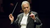  ??  ?? Carismatic­o Il maestro indiano Zubin Mehta, 81 anni