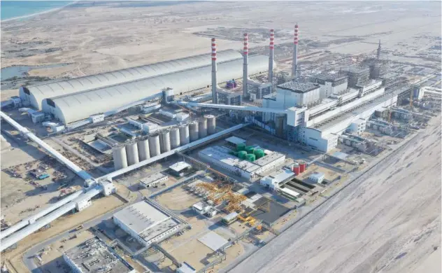  ?? ?? ↑ DEWA and ACWA Power reach financial close of the 180 MIGD Hassyan Seawater Reverse Osmosis Independen­t Water Producer Project.