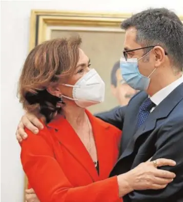  ?? // POOL ?? Carmen Calvo y Félix Bolaños, el día de la cesión de la cartera de Presidenci­a
