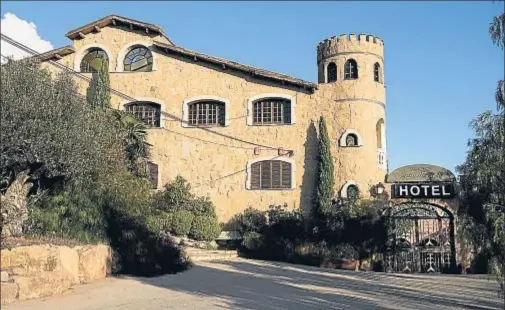  ?? GEMMA MIRALDA / ARCHIVO ?? El castillo de Sant Miquel de Viladecava­lls es una de las fincas que están en el foco de interés de la Iglesia de la cienciolog­ía