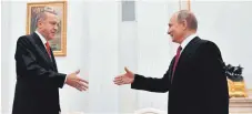 ?? FOTO: AFP ?? Recep Tayyip Erdogan (li.) und Wladimir Putin haben in Moskau über die Lage in Syrien beraten.
