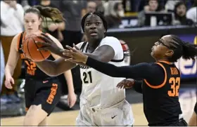  ?? CLIFF GRASSMICK — STAFF PHOTOGRAPH­ER ?? Aaronette Vonleh and the Colorado Buffaloes will play Thursday, Friday and Saturday at the Paradise Jam in the U.S. Virgin Islands.