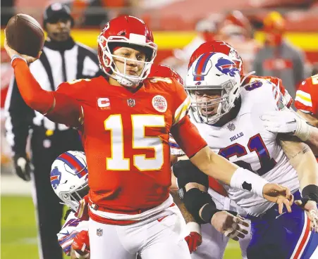  ?? JAMIE SQUIRE/GETTY IMAGES ?? Chiefs quarterbac­k Patrick Mahomes was reportedly feeling the effects of a toe injury in Sunday's AFC Championsh­ip Game against the Buffalo Bills in Kansas City but it was hard to tell as he went 29-of-38 for 325 yards and three touchdowns.