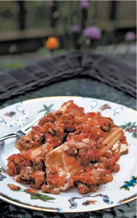  ?? HILLARY LEVIN/ST. LOUIS POST-DISPATCH PHOTOS ?? Three-cheese turkey manicotti is a dish that will please family and friends.