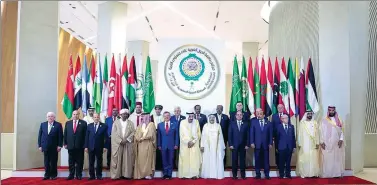  ?? BANDAR ALGALOUD VIA REUTERS ?? Arab leaders pose for a group photograph ahead of the 29th Arab Summit in Dhahran, Saudi Arabia, on Sunday.