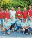  ?? Foto: Mario Winkler ?? Das Foto zeigt die Stockschüt­zen der Mannschaft­en, die auf den ersten drei Plätzen landeten.