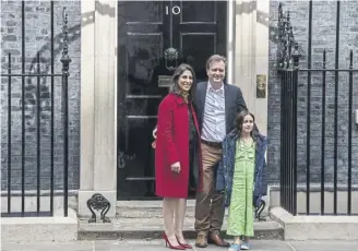  ?? PICTURE: CHRIS J RATCLIFFE/GETTY IMAGES ?? Nazanin Zaghari-ratcliffe with husband Richard and daughter Gabriella after being freed