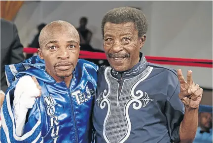  ?? / JAMES GRADIDGE/N-SQUARED ?? Flyweight king IBO holder Moruti Mthalane beat Ghanaian Isaac Quaye in honour of former WBA flyweight champion Peter Mathebula in Mohlakeng on Sunday.