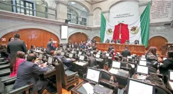  ??  ?? La propuesta del gobierno mexiquense enviada a la LIX Legislatur­a sobre la reestructu­ración de la deuda pública será discutida y votada por las comisiones en el Congreso el próximo lunes.
