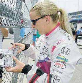  ?? FOTO: AP ?? Pippa Mann será la única mujer que participe en las 101 edición de la Indy500