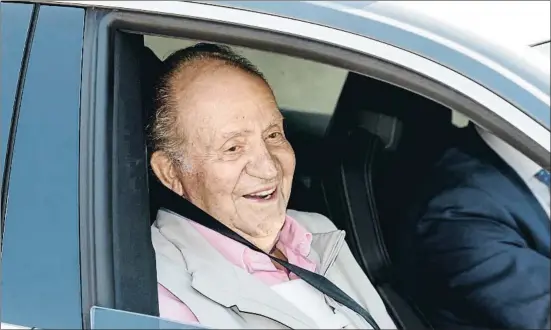  ?? DANI DUCH ?? El rey Juan Carlos tras serle practicado un bypass en agosto del 2019