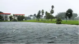  ??  ?? Hurricane Irma hits golf in Pembroke Pines, FL, 2017