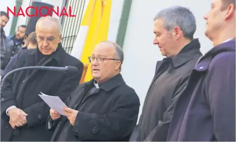  ??  ?? ► El arzobispo de Malta, Charles Scicluna, llegó ayer y dio una conferenci­a en la Nunciatura Apostólica.