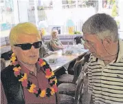  ??  ?? Günter Kohnen und Heino (l.) waren Klassenkam­eraden – und blieben ein Leben lang Freunde.