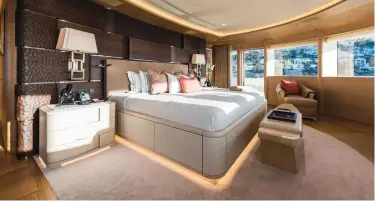  ??  ?? below: The main bedroom in the master suite offers 180-degree views and stepout access to the foredeck.