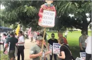  ?? Dan Haar/Hearst Connecticu­t Media ?? Protesters at the state Capitol on Aug. 28 opposed mask orders, vaccine mandates and the extended emergency powers of Gov. Ned Lamont, including this “Stop King Ned” sign.