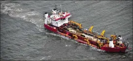  ?? CONTRIBUTE­D BY U.S. ARMY CORPS OF ENGINEERS 2016 ?? Padre Island, a Great Lakes Dock and Dredge Co. dredge ship, works on the Savannah River channel deepening project in March 2016.