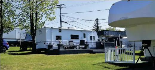  ?? ?? Les terrains de camping sont très prisés des vacanciers. - Acadie Nouvelle: Myriam Richardson