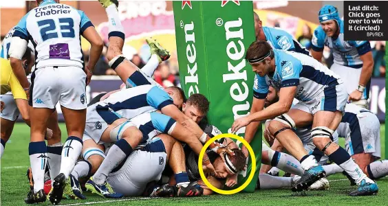  ?? BPI/REX ?? Last ditch: Chick goes over to win it (circled)