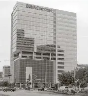  ?? Gary Fountain ?? BBVA Compass Bancshares is headquarte­red near Houston’s Galleria. It has 1,400 local employees.